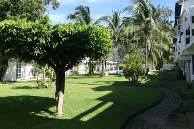 Jardín al aire libre en Casa en la zona de Acapulco diamante