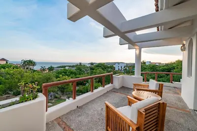 Un balcón o terraza de 1053 - Villa Anka