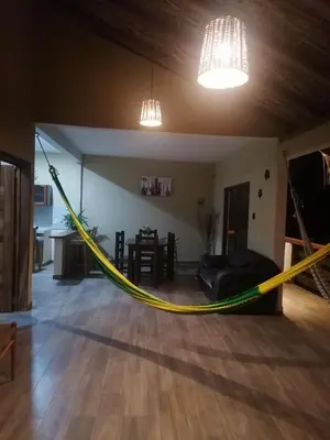 Una televisión o centro de entretenimiento en Casa Jumaya depto con dos habitaciones queen.