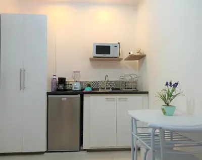 Una cocina o zona de cocina en Habitaciones Amubladas Logos II
