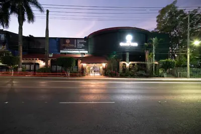 Edificio en el que se encuentra el hotel