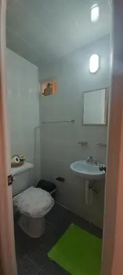 Un baño de HOSPEDAJE 4Casa San Francisco