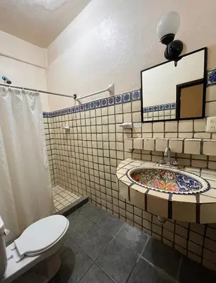 Un baño de Hotel Rancho Escondito