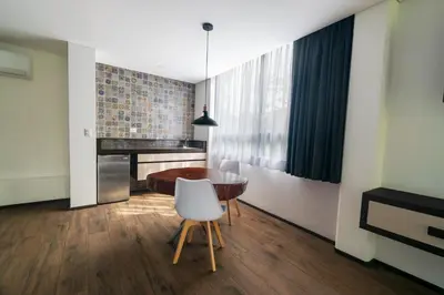 Una cocina o zona de cocina en Hotel Balcón del Parque