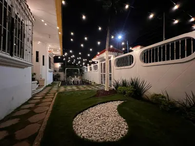 Jardín al aire libre en Casa Solar Boutique Eco-Hotel Doble queen size