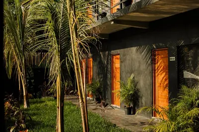 Jardín al aire libre en Che Puerto Escondido Hostel & Bar Adults Only