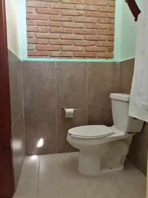 Un baño de La Morada, una ventana al golfo - Hotel boutique