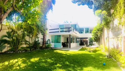 Jardín al aire libre en Ven a disfrutar de Casa Alfenapa a pie del lago, somos pet friendly