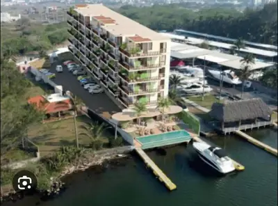 Vista de un río cerca de este apartamento