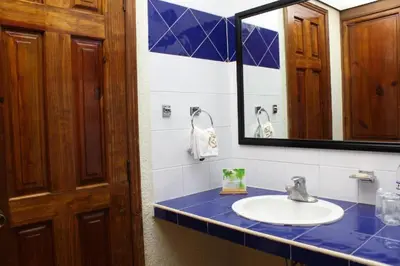 Un baño de Hotel Oaxaca Dorado