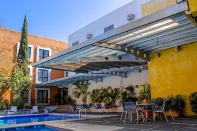 Piscina en o cerca de Hotel Oaxaca Dorado