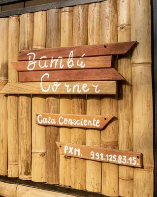 Certificado, premio, señal o documento que está expuesto en Bambú Corner - Casa Consciente