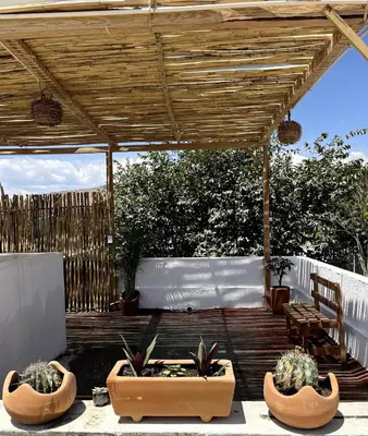 Un balcón o terraza de Casa Colibri Oaxaca con Jacuzzi en Terraza