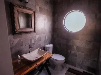 Un baño de Casa de la Luna