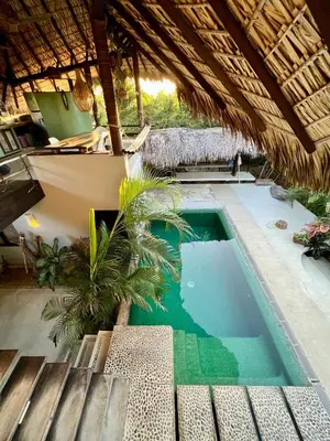 Piscina en o cerca de Casa KUUL, elegant fusion of house and garden.