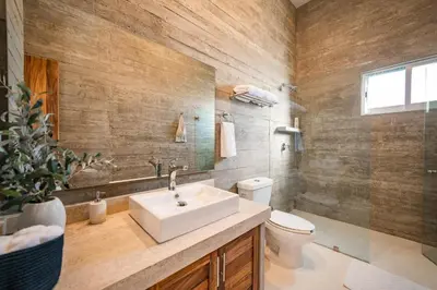 Un baño de 3007 - Bocana Beach Vista B3