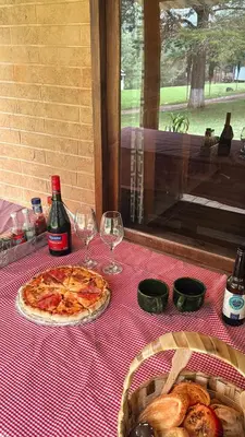 Comida en o cerca de esta casa o chalet